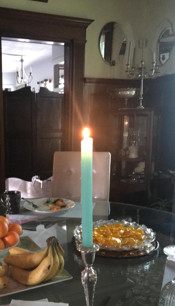 Bel'S Inn Bed And Breakfast Кингстън Екстериор снимка