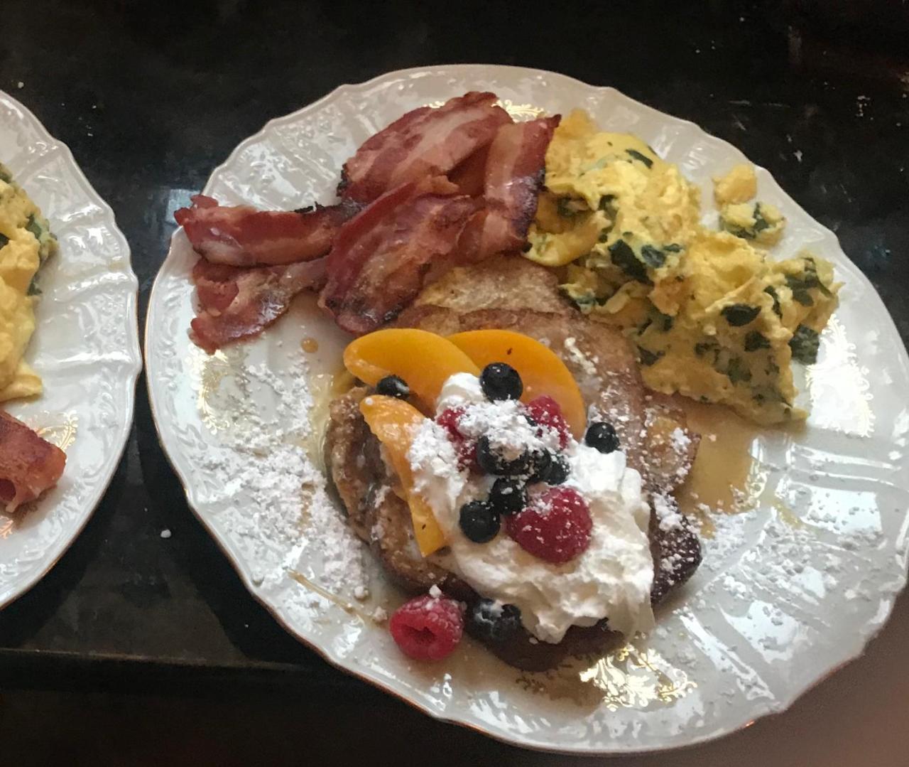 Bel'S Inn Bed And Breakfast Кингстън Екстериор снимка