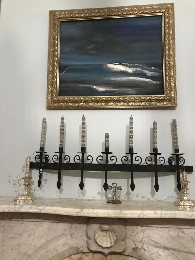 Bel'S Inn Bed And Breakfast Кингстън Екстериор снимка