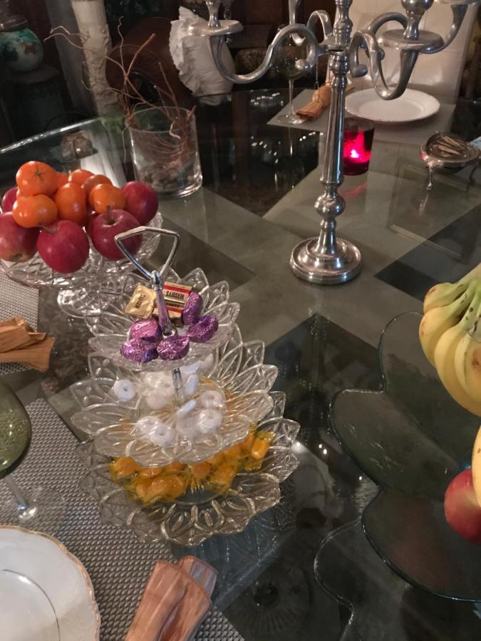 Bel'S Inn Bed And Breakfast Кингстън Екстериор снимка